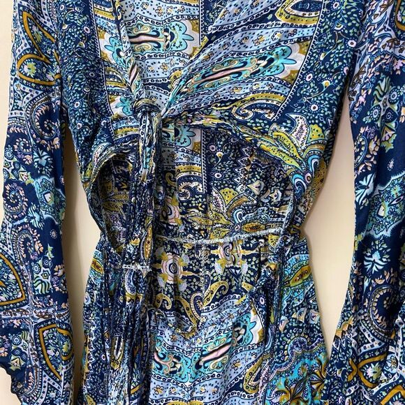 AELSON Blue Tie Front Boho Romper Size S Cut Out Flare Sleeves Paisley - Picture 5 of 8